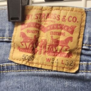 Levi's 505 Regular Fit  Lighter Blue Men’s Jeans - W34 L32